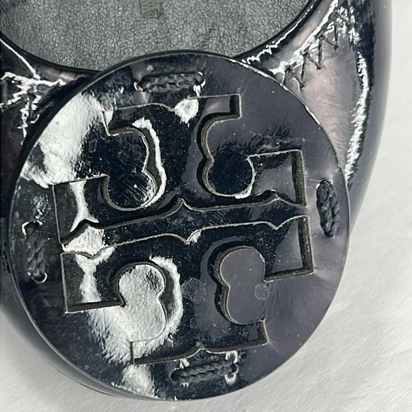 Tory Burch Reva Patent Leather Black Ballet Flats  Applique Logo Round Toe Sz 4 - Picture 5 of 14